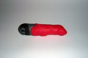 This cute little mole has won us over — the Dinky Digger vibrator in our REVIEW