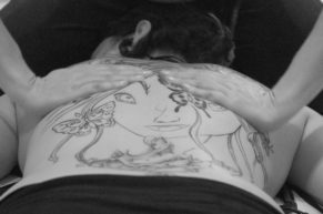 How to Give Her a Massage? Erotic Massage for Women – A Guide