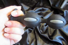Venus’ double plug or anal balls? REVIEW
