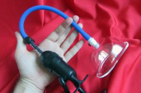 What is the BOOM LuvPump Master, a vacuum pump for women? REVIEW