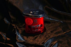 How can you enjoy an erotic massage even more? Thanks to the Swede candle from our REVIEW