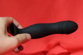 Black Stud Anal Dildo with Suction Cup – Is It Worth Buying? REVIEW